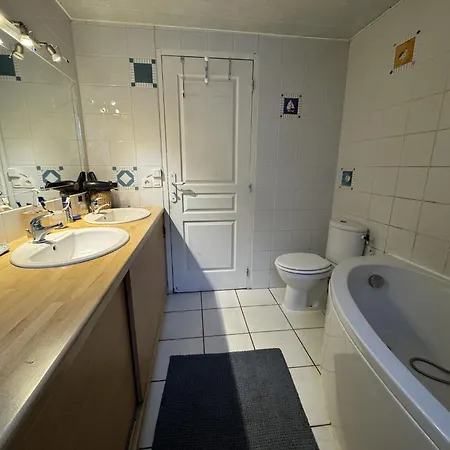 Comfort & Space In The Heart Of Mans * Λε Μανς