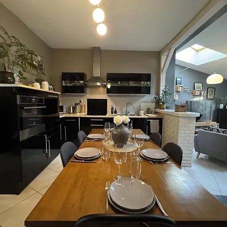 Σπίτι διακοπών Comfort & Space In The Heart Of Mans Λε Μανς