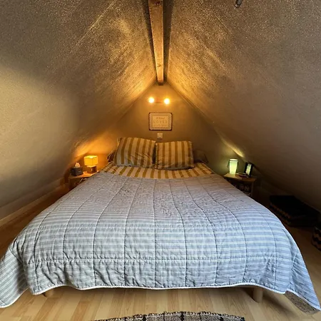 Comfort & Space In The Heart Of Mans